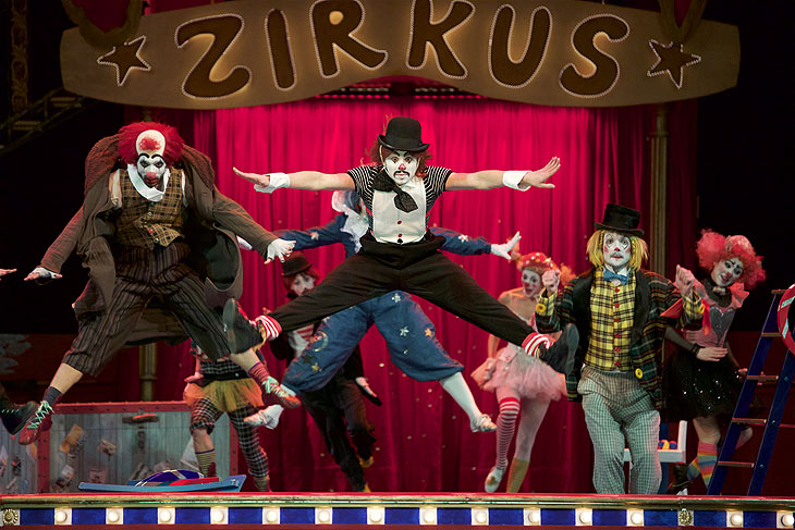  Die Zirkusprinzessin im G&auml;rtnerplatztheater (&copy;Foto: Christian Pogo Zach) 